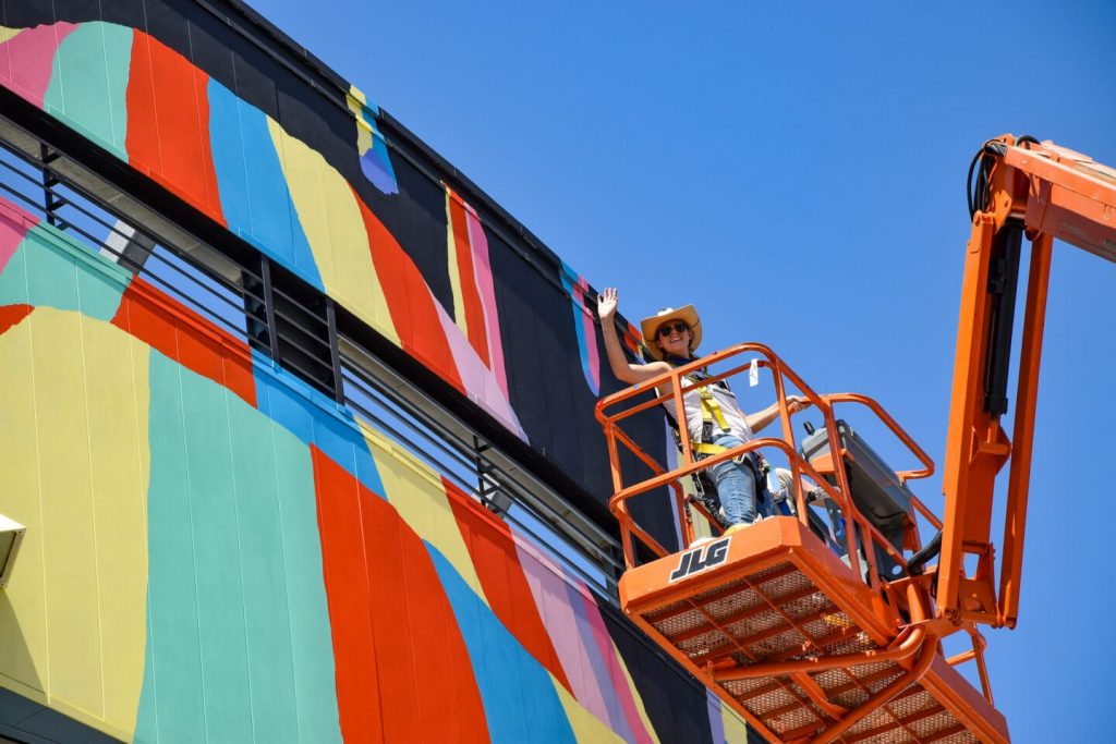 Transforming Spaces with Wall Mural Painting: Discover the Power of Visual Storytelling