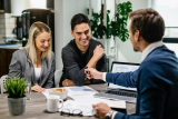 Navigating the London Property Seas – The Crucial Role of Mortgage Brokers in London